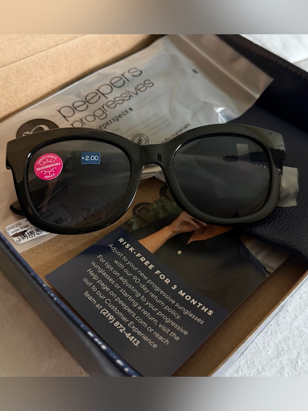 Peepers Progressive Reading Sunglasses +2.00 Center Stage - Picture 3 of 7